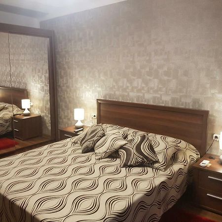 Casa Mirage Apartment ไกรโอวา ภายนอก รูปภาพ